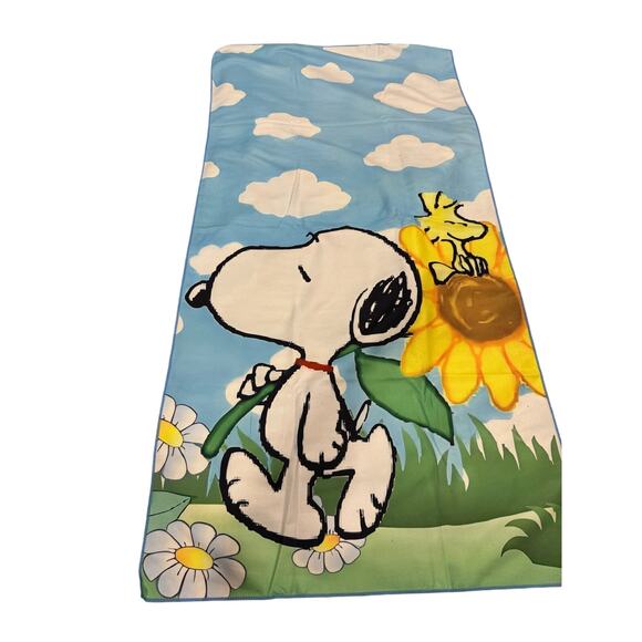 Unbranded Other - Snoopy beach towel with a sunflower